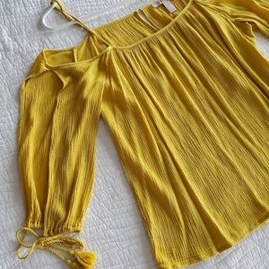 Cold shoulder yellow blouse